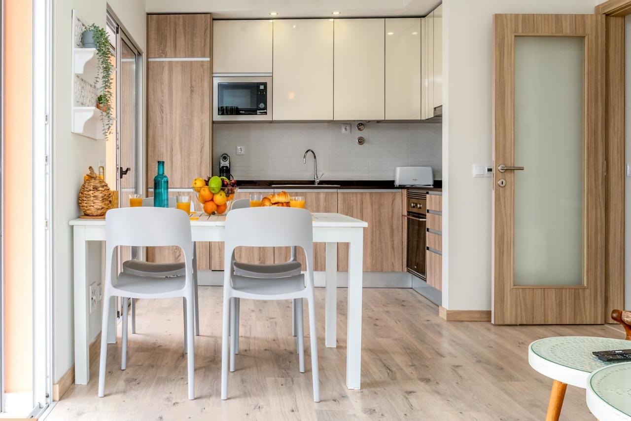 Sunny Brand New 2-Bedroom Apt - 500M From Praia Da Rocha With Ac And Pool! Portimão Exterior photo