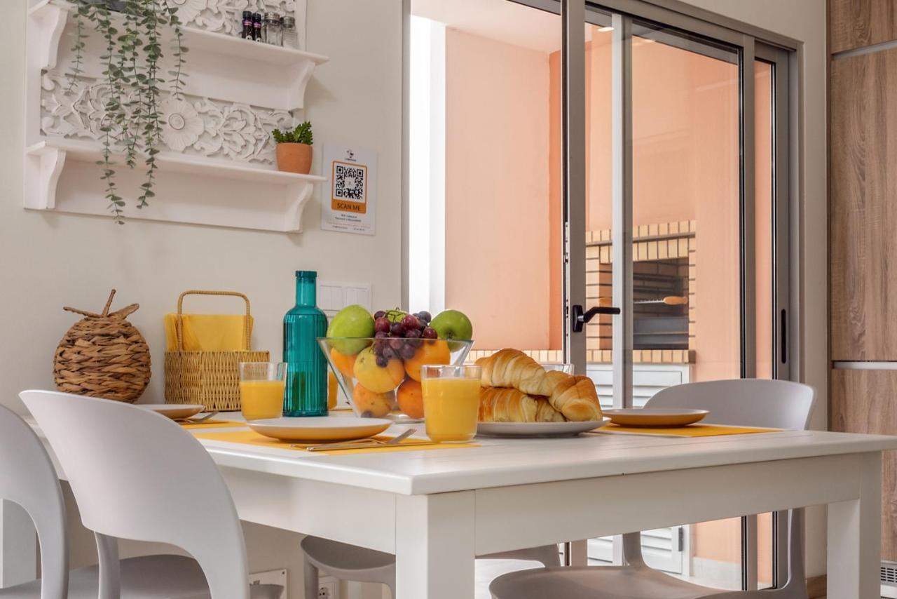 Sunny Brand New 2-Bedroom Apt - 500M From Praia Da Rocha With Ac And Pool! Portimão Exterior photo