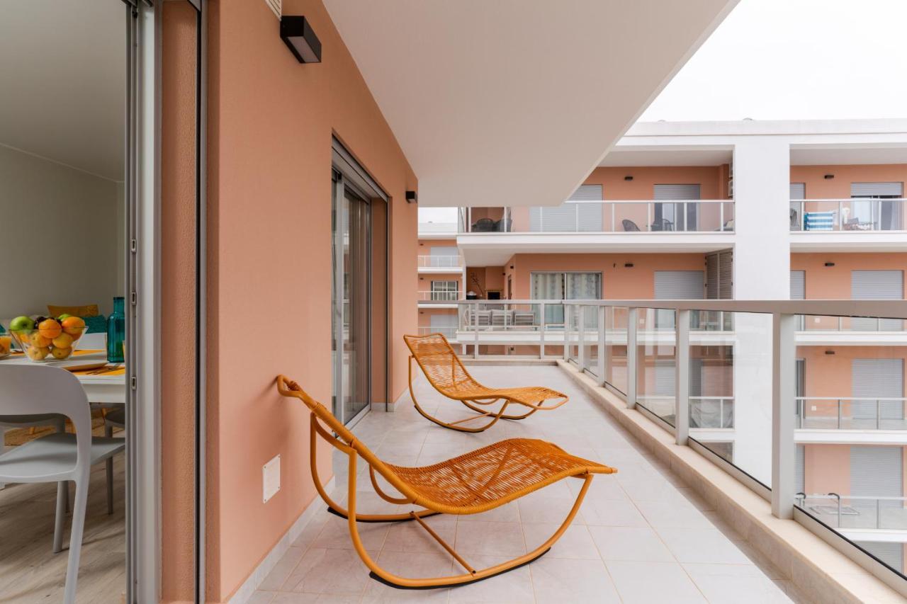 Sunny Brand New 2-Bedroom Apt - 500M From Praia Da Rocha With Ac And Pool! Portimão Exterior photo