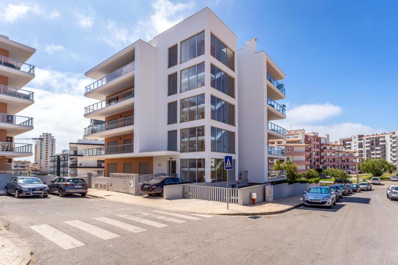Sunny Brand New 2-Bedroom Apt - 500M From Praia Da Rocha With Ac And Pool! Portimão Exterior photo