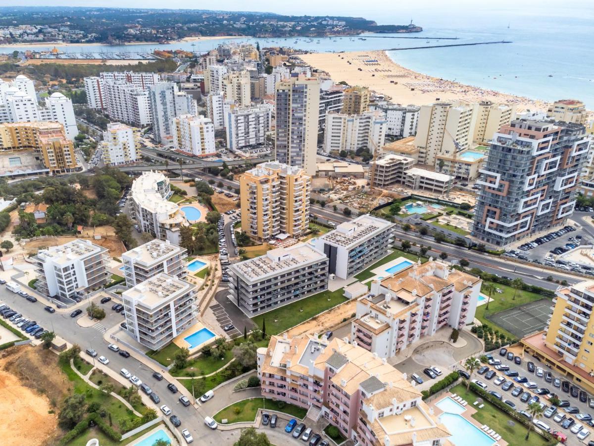 Sunny Brand New 2-Bedroom Apt - 500M From Praia Da Rocha With Ac And Pool! Portimão Exterior photo