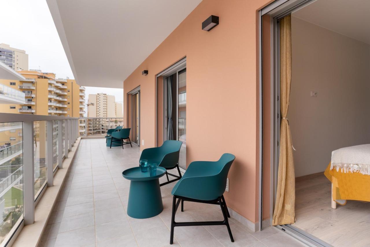 Sunny Brand New 2-Bedroom Apt - 500M From Praia Da Rocha With Ac And Pool! Portimão Exterior photo