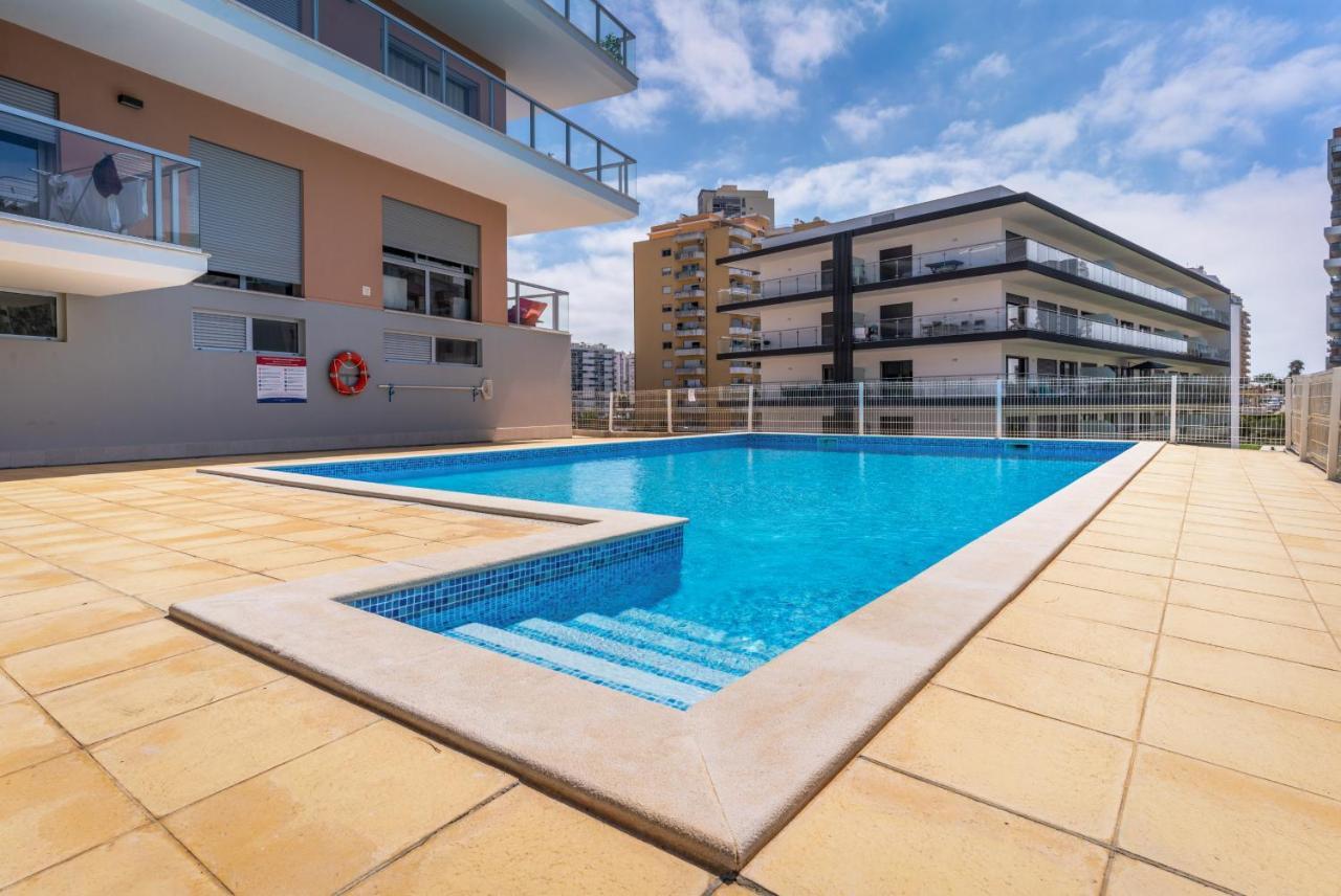 Sunny Brand New 2-Bedroom Apt - 500M From Praia Da Rocha With Ac And Pool! Portimão Exterior photo